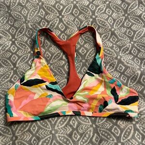 Jolyn Aster bikini top L, Wilds pattern.
